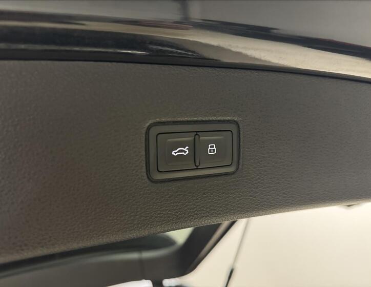Audi Q7 64
