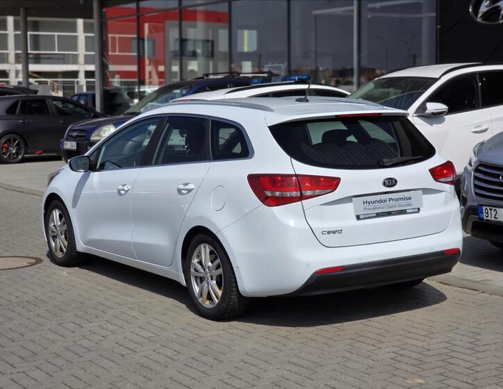 KIA Ceed 4