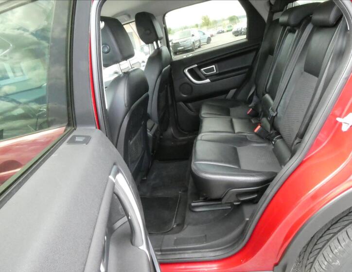Land Rover Discovery Sport 15