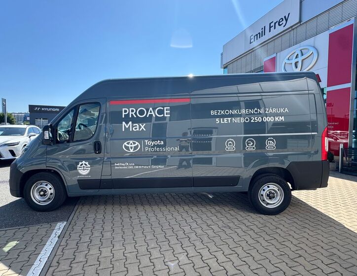 Toyota Proace Max 8