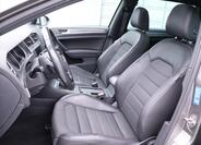 Volkswagen Golf 10