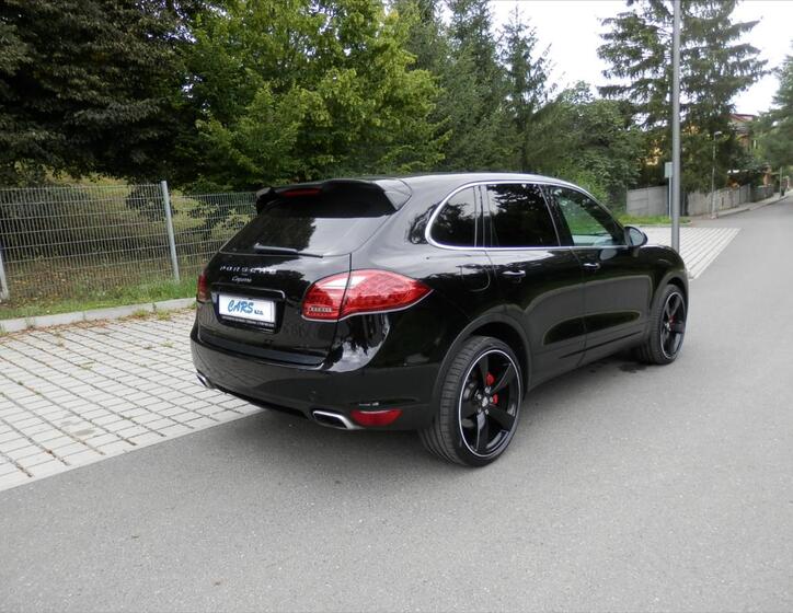 Porsche Cayenne 9
