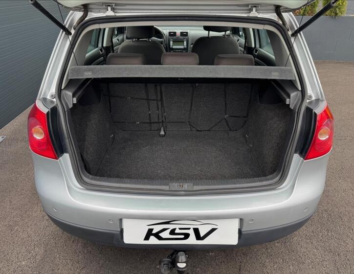 Volkswagen Golf 11
