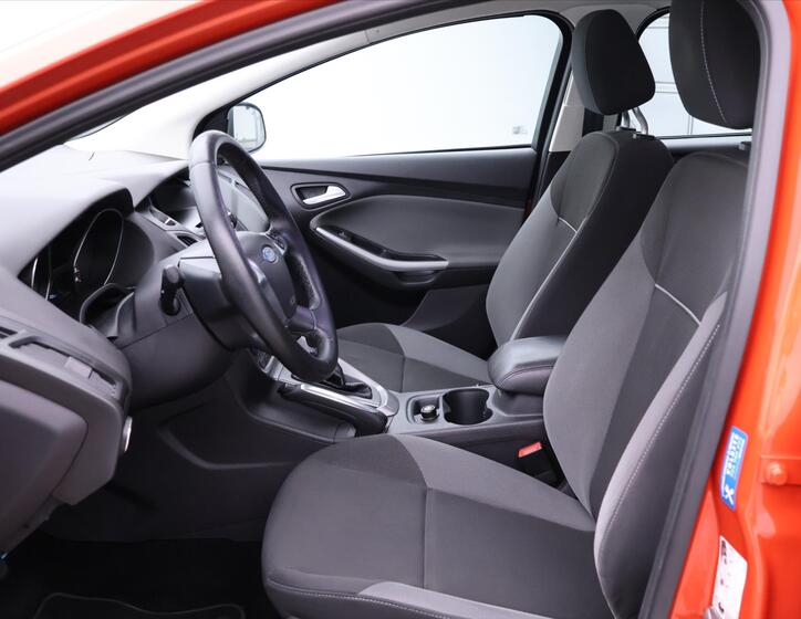 Ford Focus 11