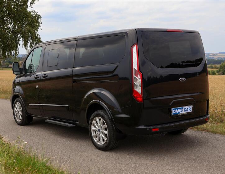 Ford Tourneo Custom 5
