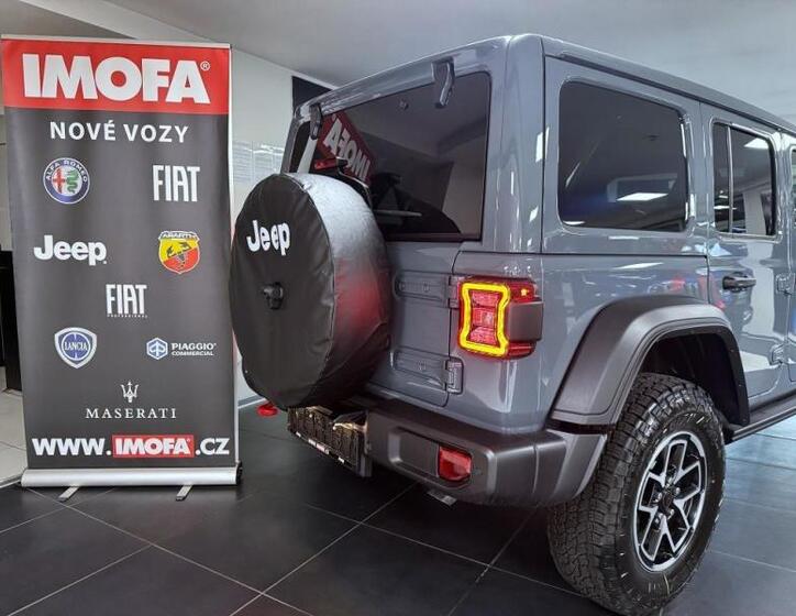Jeep Wrangler 6