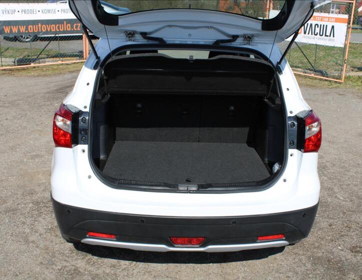 Suzuki SX4 S-Cross 13