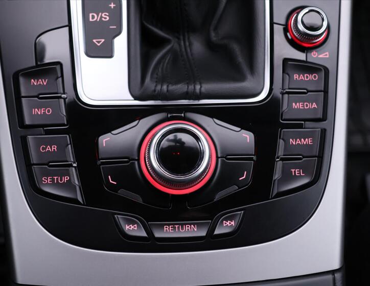 Audi A4 25