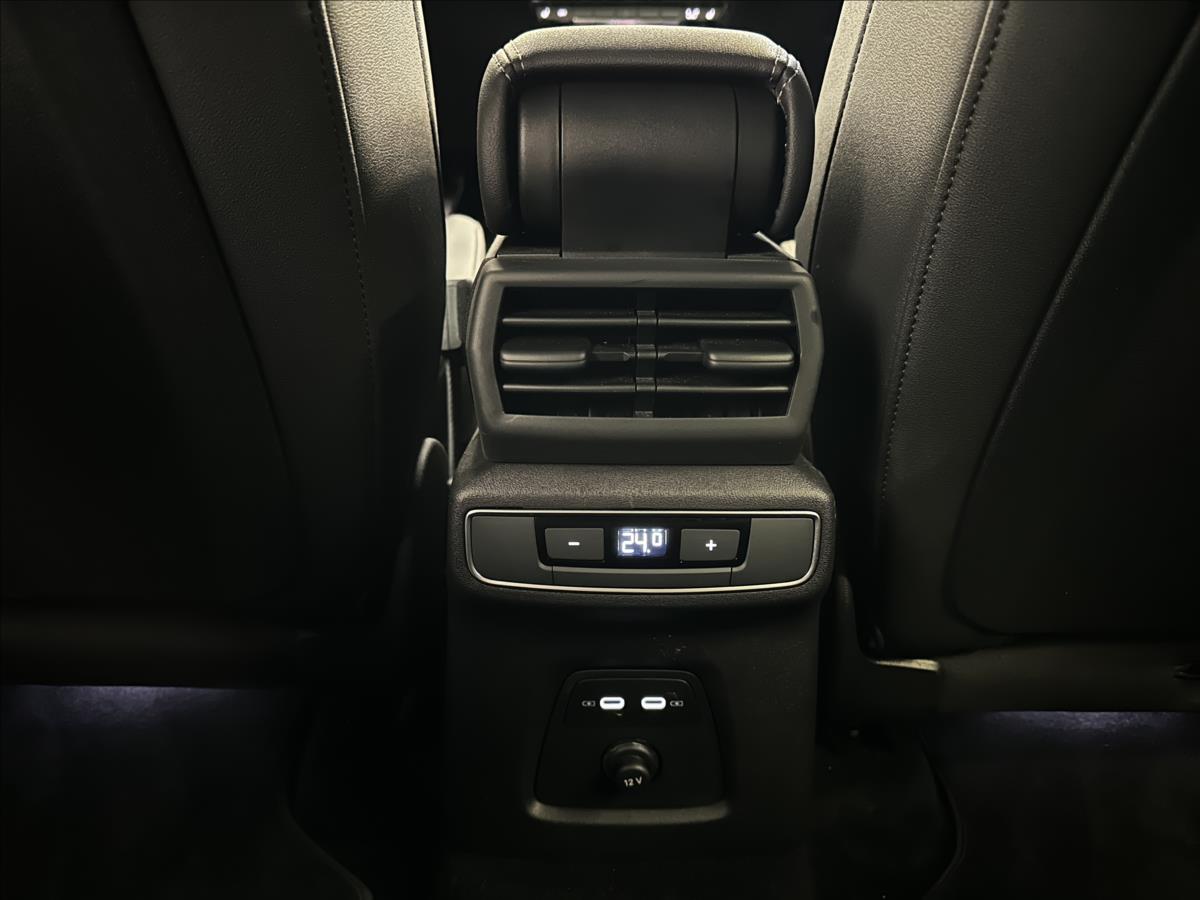 Audi Q4