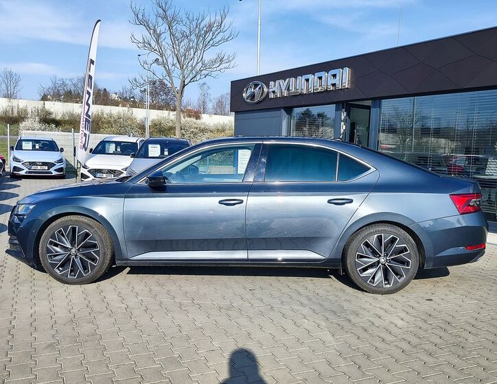 Škoda Superb 8