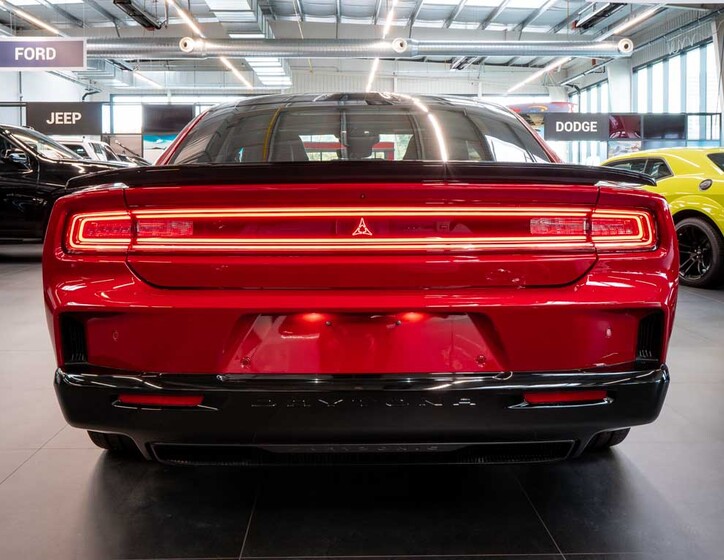 Dodge Charger 5