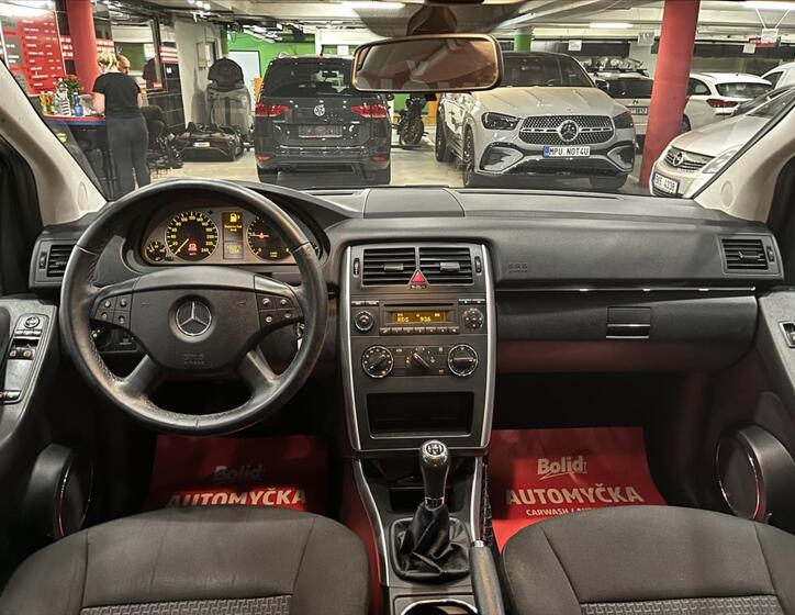 Mercedes-Benz Třídy B 9