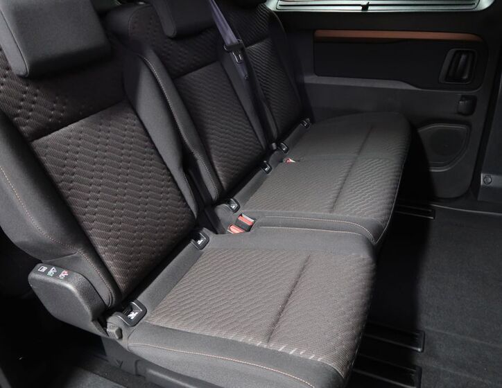 Toyota ProAce 14