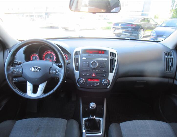 KIA Ceed 9