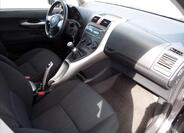 Toyota Auris 21