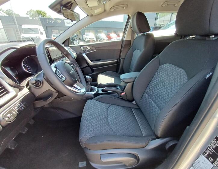 KIA Ceed 11