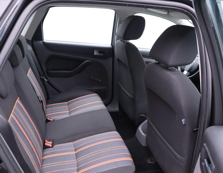 Ford Focus 14