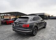 Bentley Bentayga 6