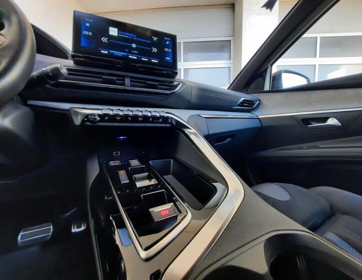 Peugeot 5008 22