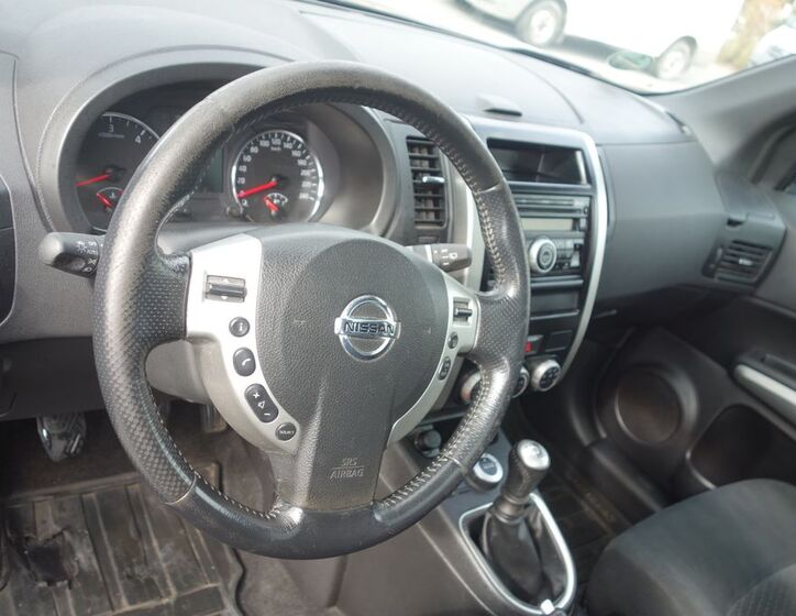 Nissan Ostatní 19