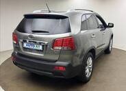 KIA Sorento 4