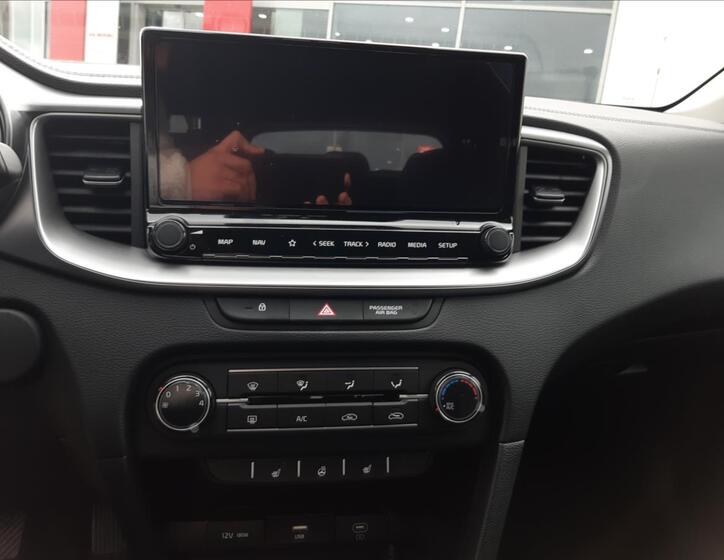 KIA Ceed 13