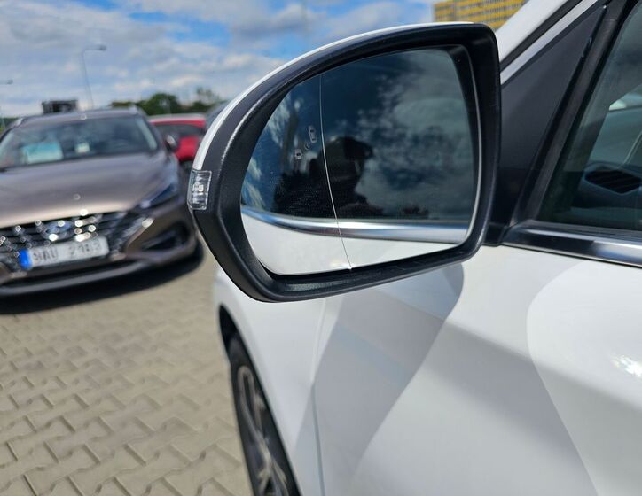 Hyundai i30 16