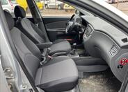 KIA Rio 11