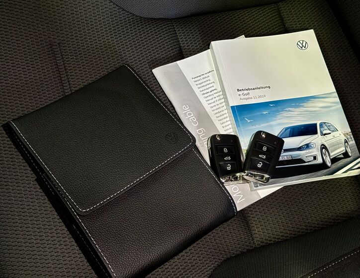 Volkswagen Golf 29