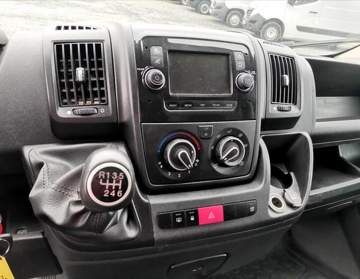 Peugeot Boxer 9