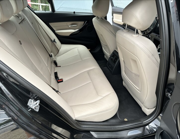 Alpina B3 9