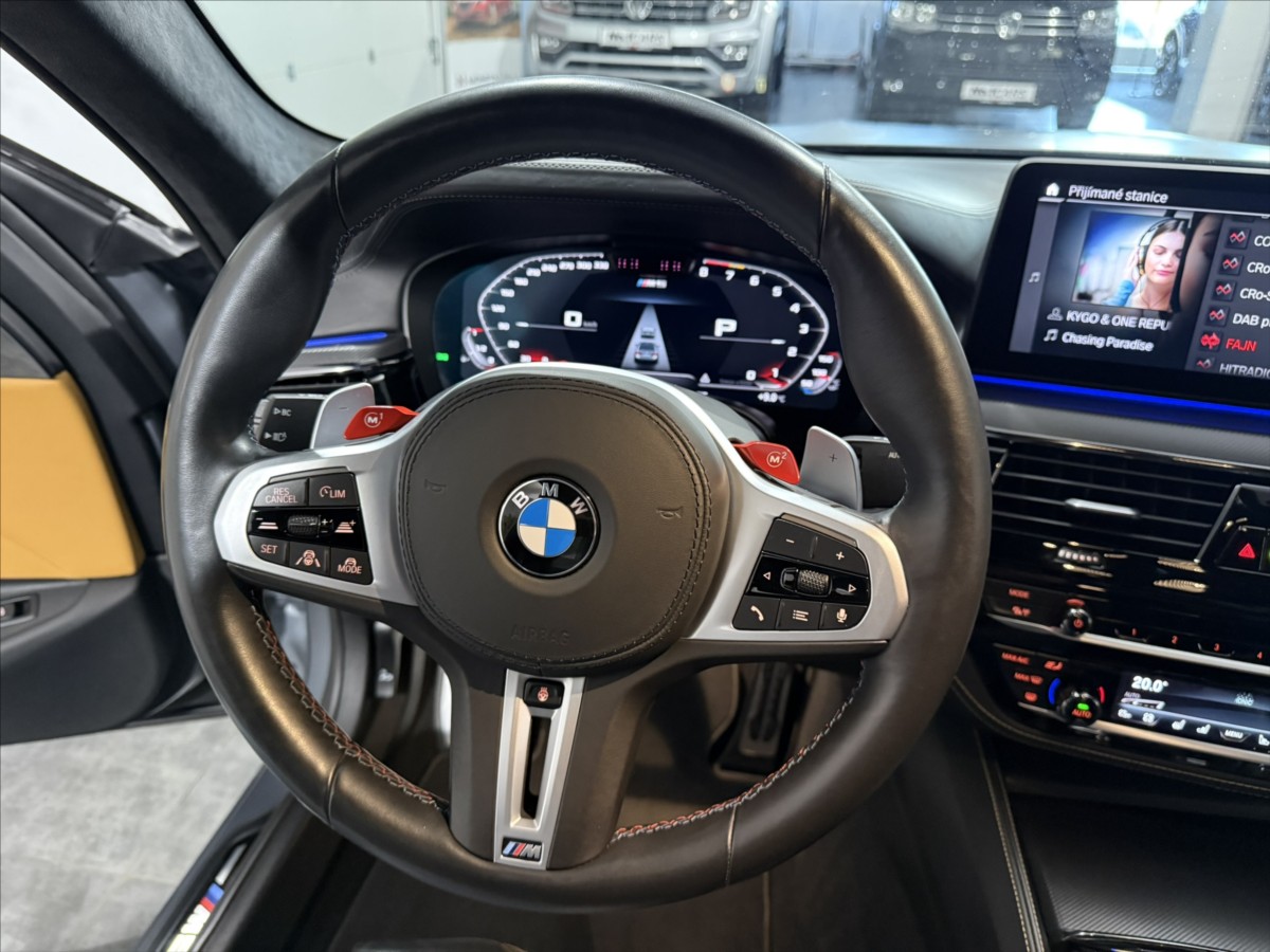 BMW M5