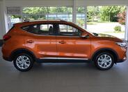 MG ZS 4