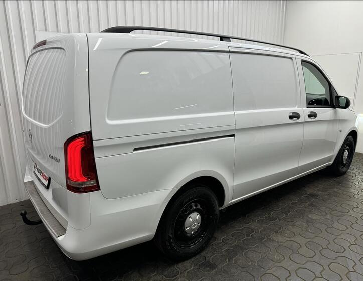 Mercedes-Benz Vito 8