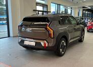 KIA EV3 5