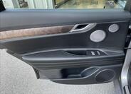 Hyundai Genesis 9