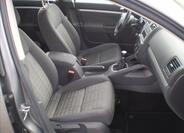 Volkswagen Golf 12