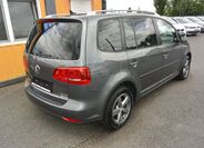 Volkswagen Touran 2