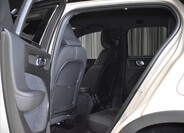 Volvo EX40 16