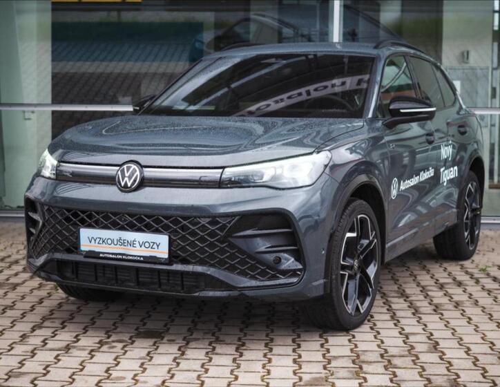 Volkswagen Tiguan 1