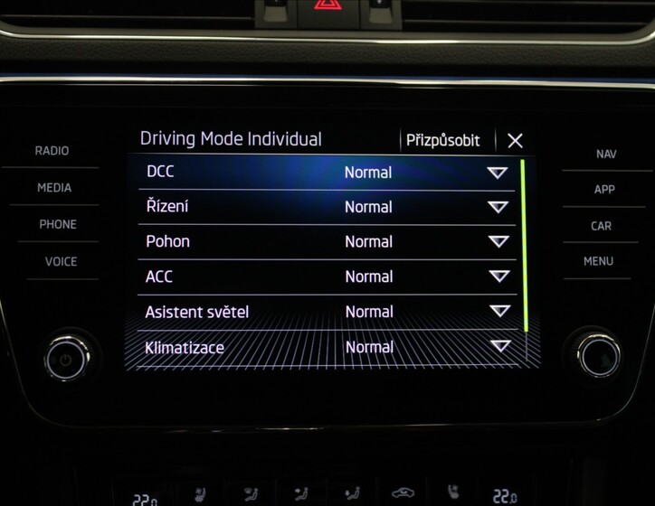 Škoda Superb 11