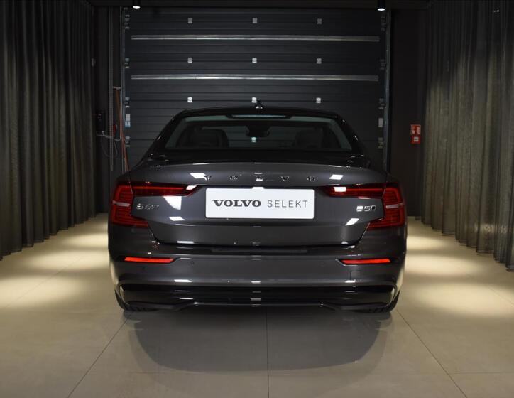 Volvo S60 5