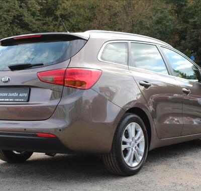 KIA Ceed 5