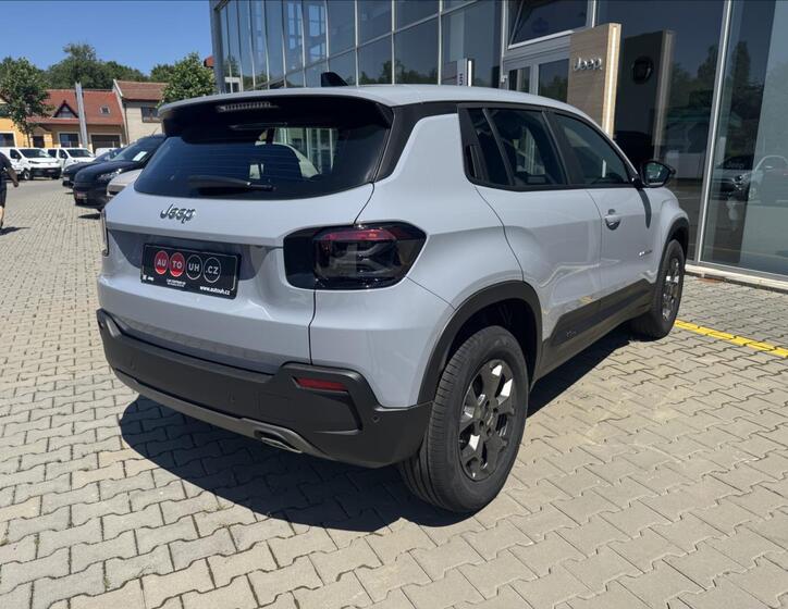 Jeep Avenger 7