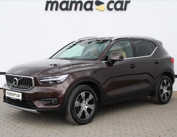 Volvo XC40 3