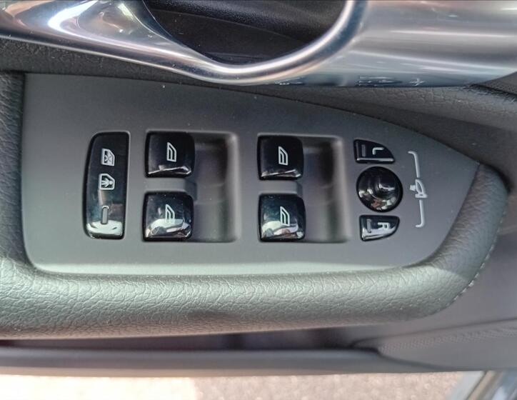 Volvo XC90 20