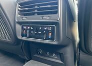 Audi Q8 36