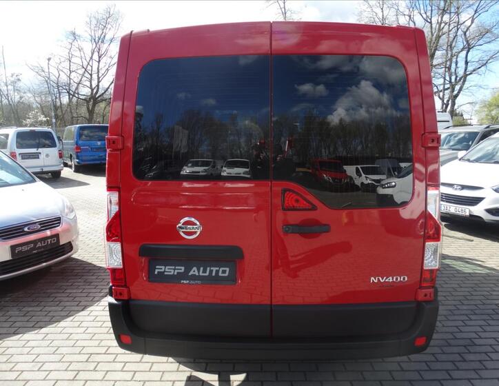 Nissan Ostatní 8