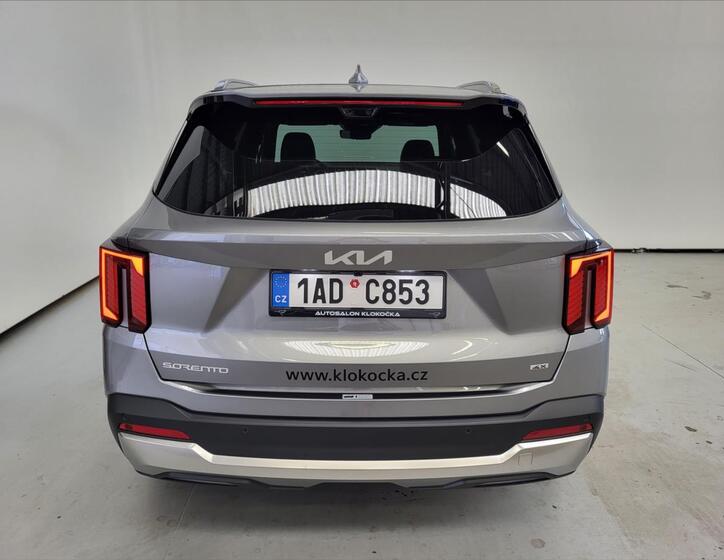 KIA Sorento 6