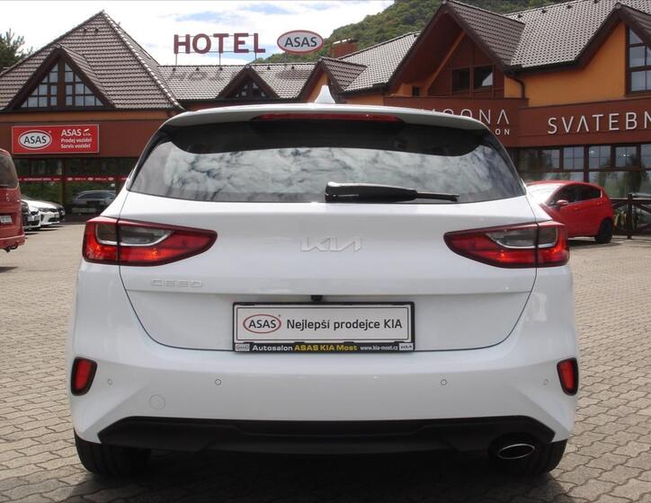 KIA Ceed 8